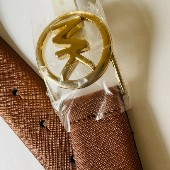 MICHAEL KORS Women's Genuine Leather Studded Belt NWT Size M - Picture 5 of 5